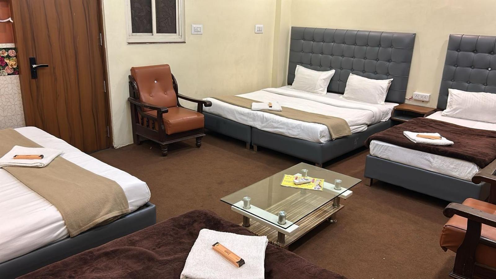Hotel Empire Ujjain Dış mekan fotoğraf
