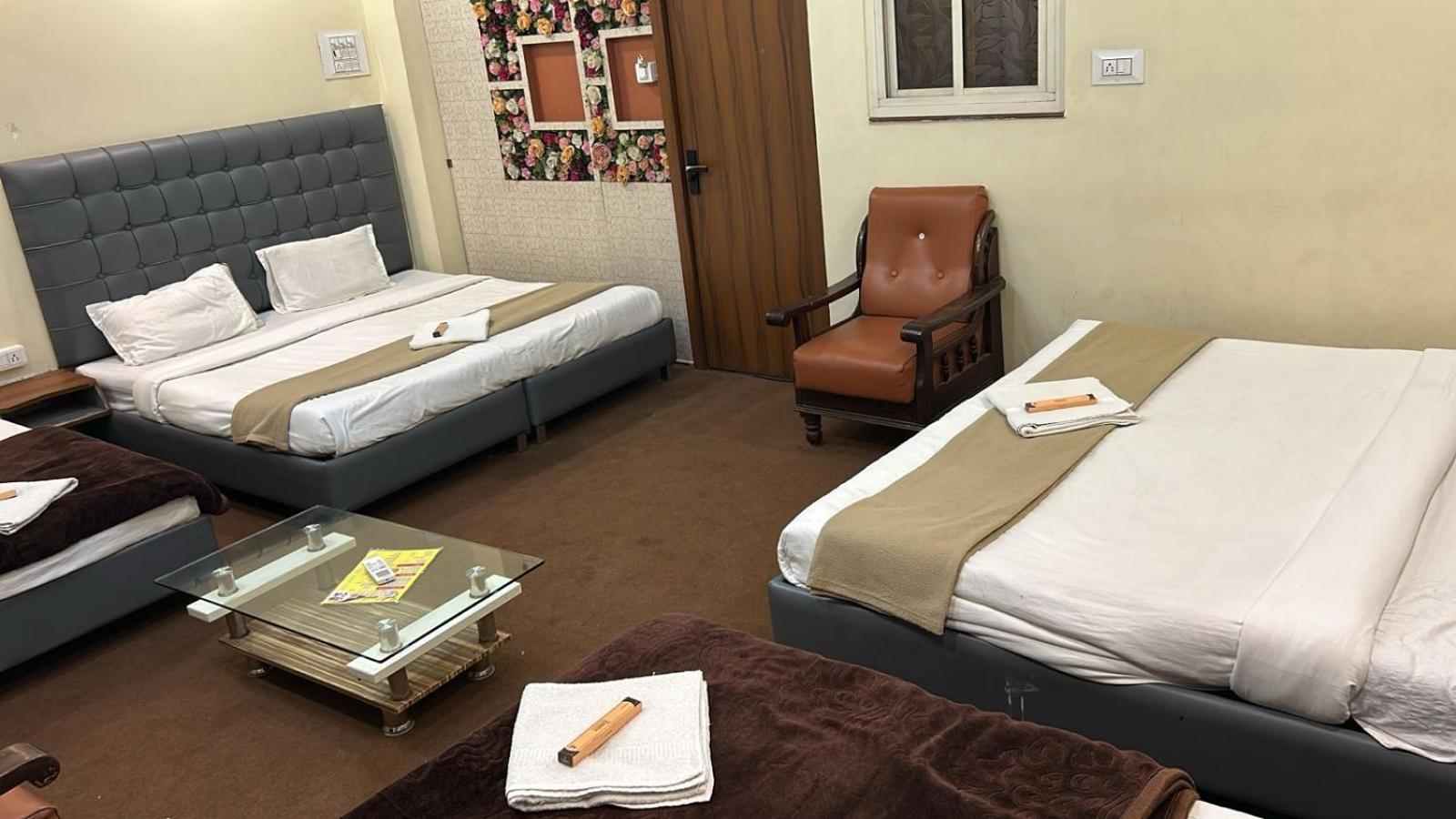 Hotel Empire Ujjain Dış mekan fotoğraf
