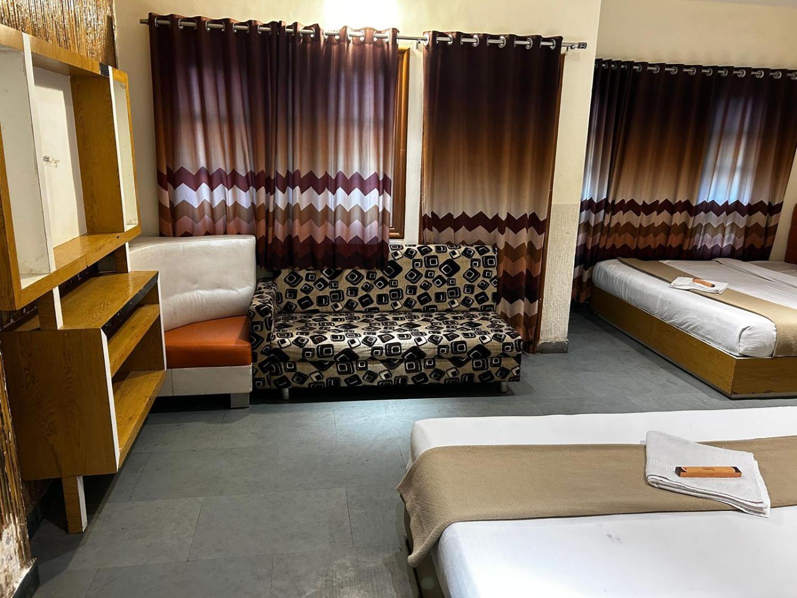 Hotel Empire Ujjain Dış mekan fotoğraf