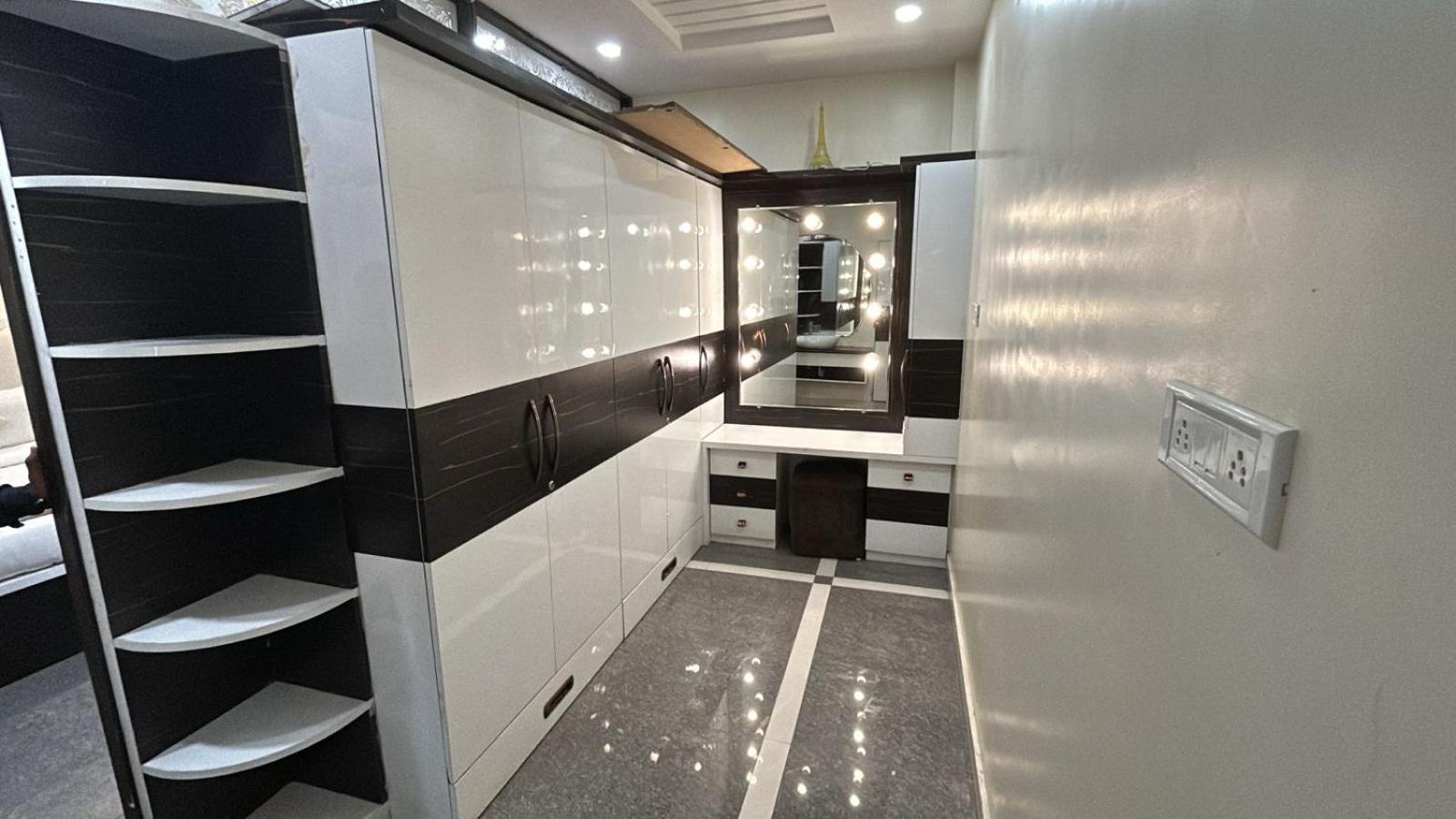 Hotel Empire Ujjain Dış mekan fotoğraf