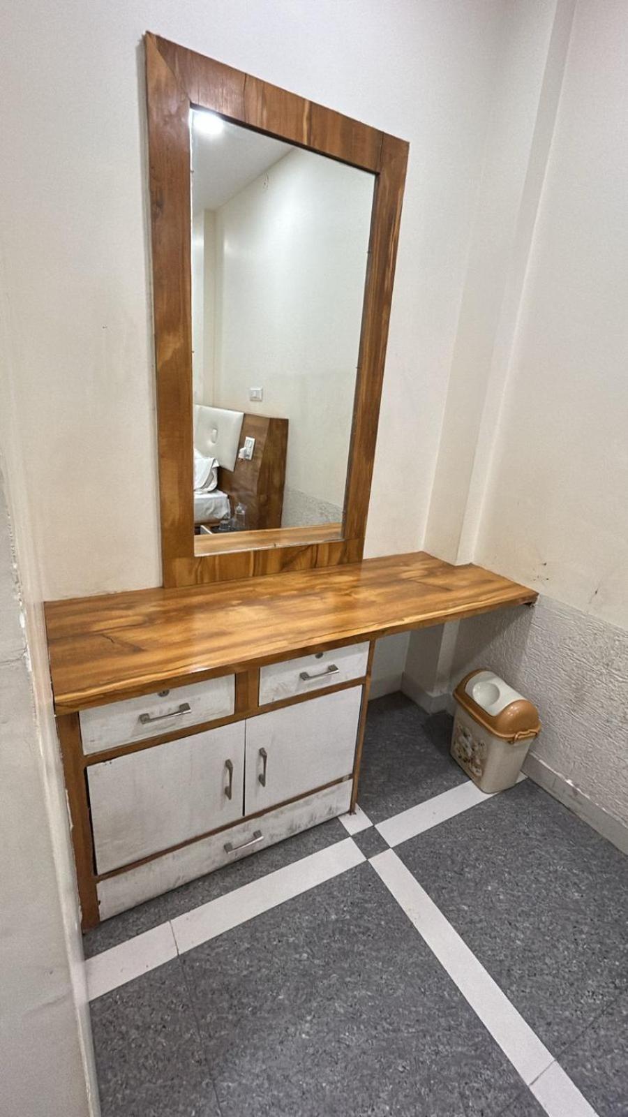 Hotel Empire Ujjain Dış mekan fotoğraf