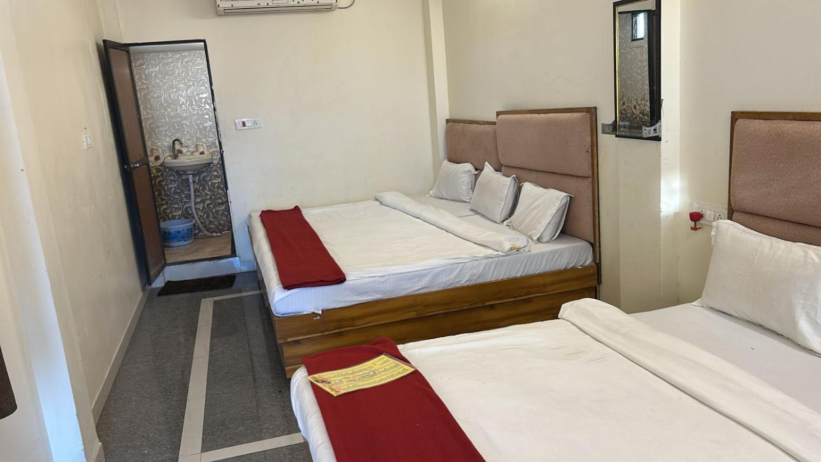 Hotel Empire Ujjain Dış mekan fotoğraf