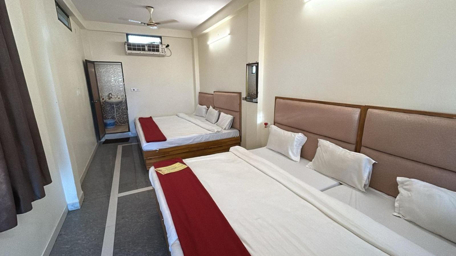 Hotel Empire Ujjain Dış mekan fotoğraf