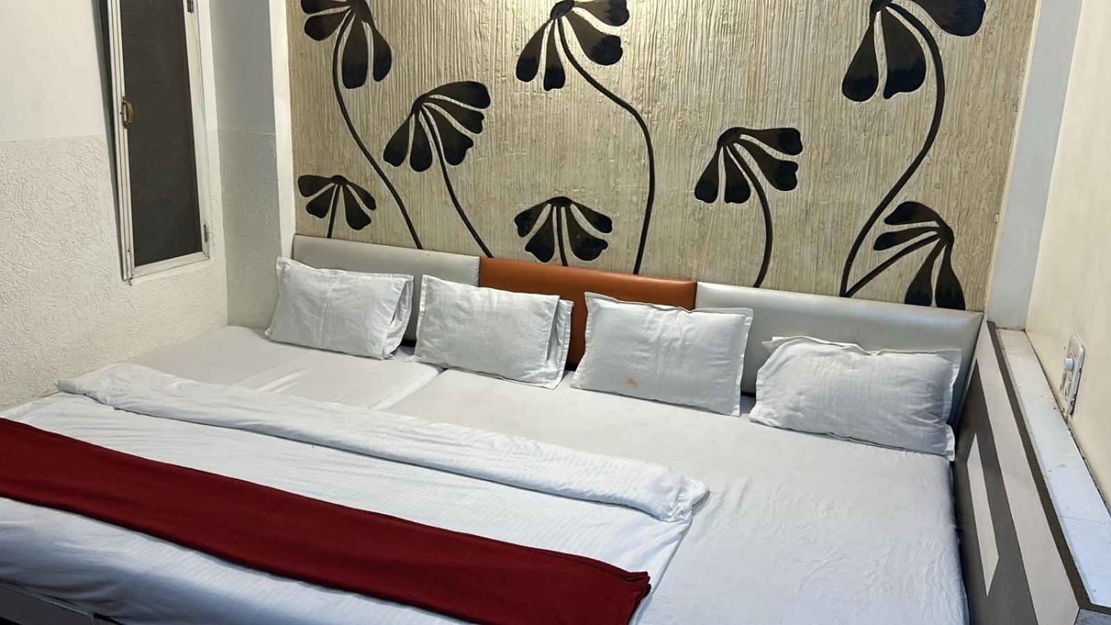 Hotel Empire Ujjain Dış mekan fotoğraf